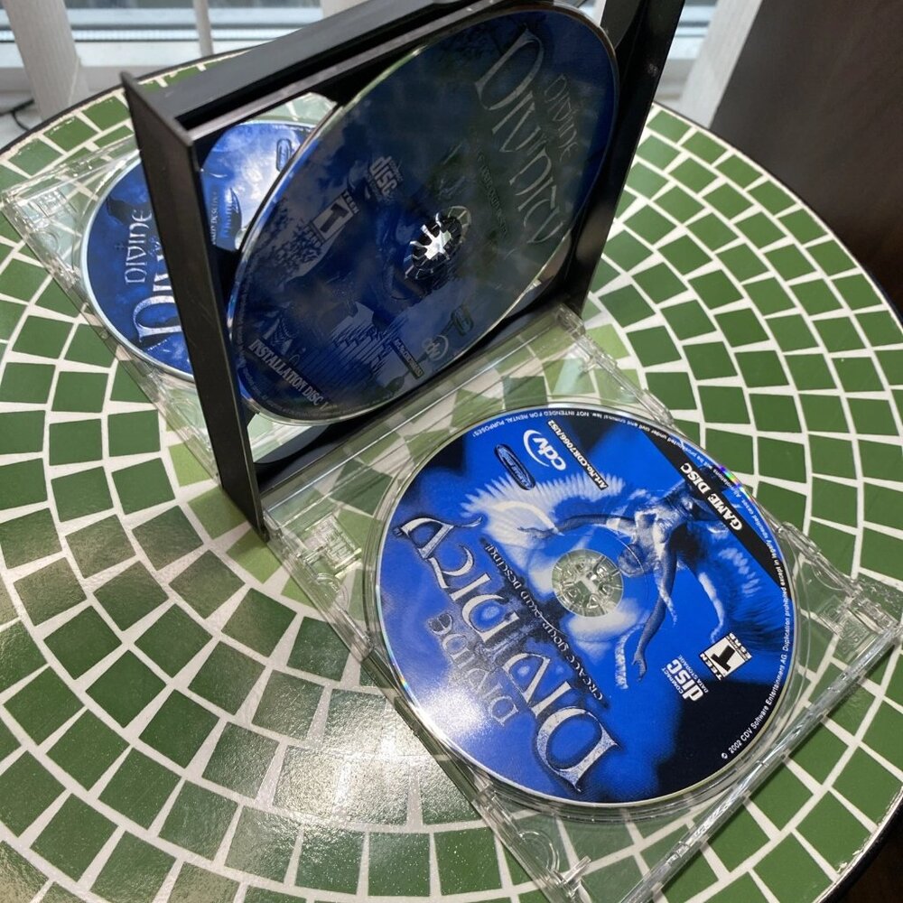 Divine Divinity PC CD-ROM 2002 CDV 3-Disc Set (Installation 1 & 2 + Game Disc)